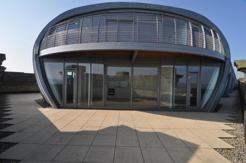 Platinum Penthouse Daire Bradford  Dış mekan fotoğraf